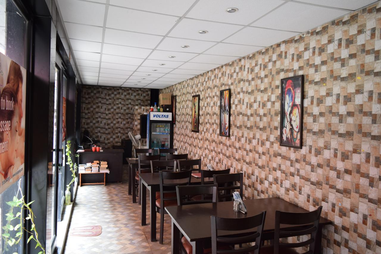 Hotel Raj Palace Rishikesh Ngoại thất bức ảnh